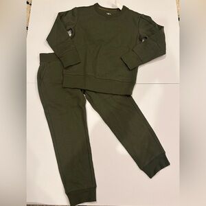 Olive Green Kids 2-Piece Set - Size 6/7